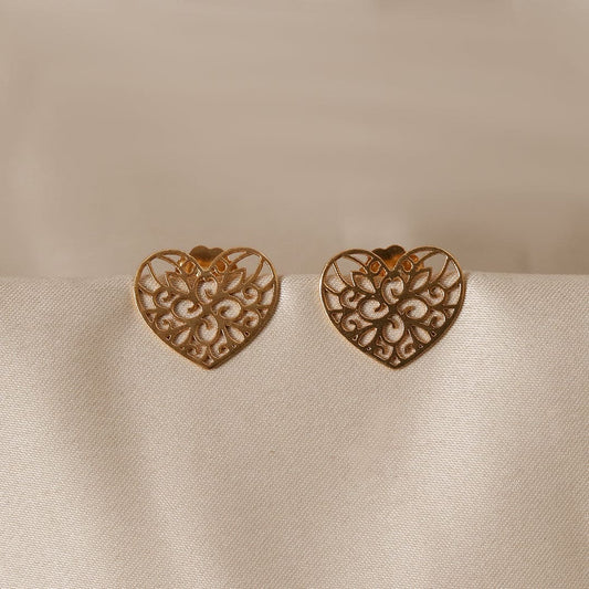 EARRING